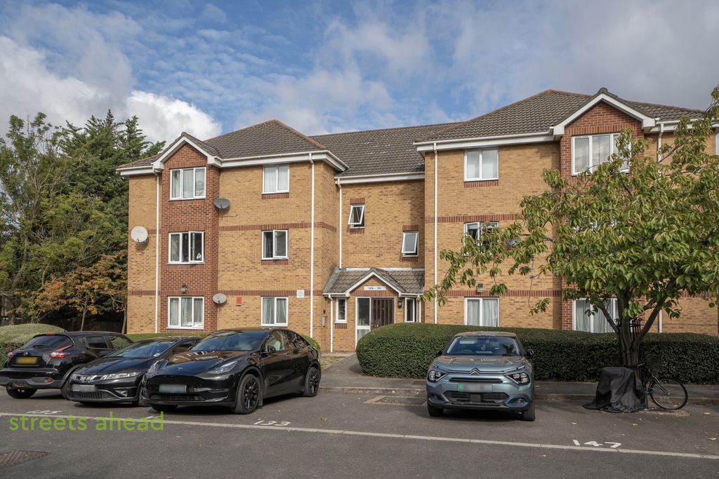 Property photo 1 of 15 0Ac8Fb11-Feb9-4E0...