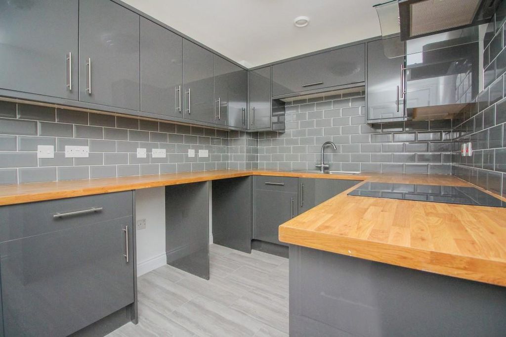 Property photo 2 of 6 Picture 2