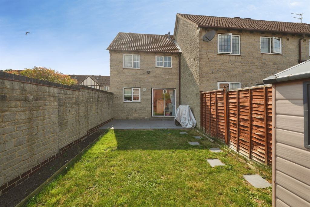 Property photo 3 of 11