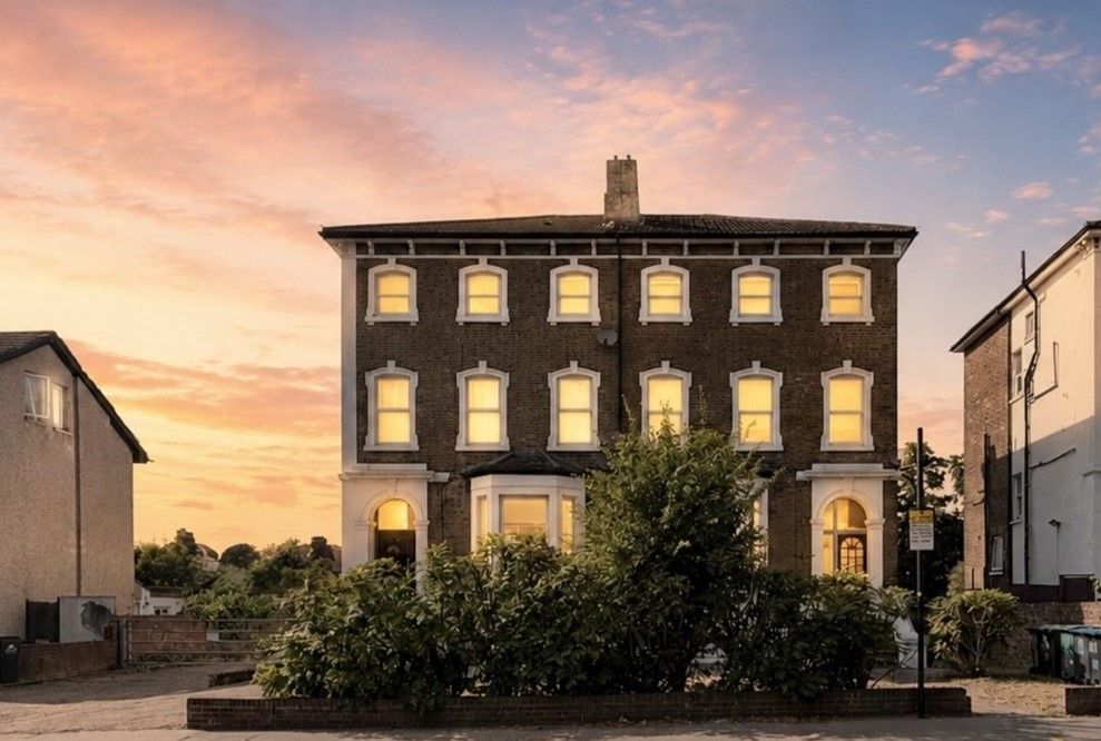 Property photo 1 of 10 1