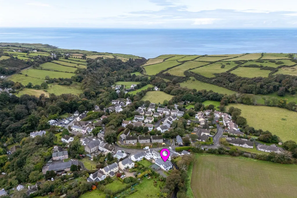 Property photo 2 of 30