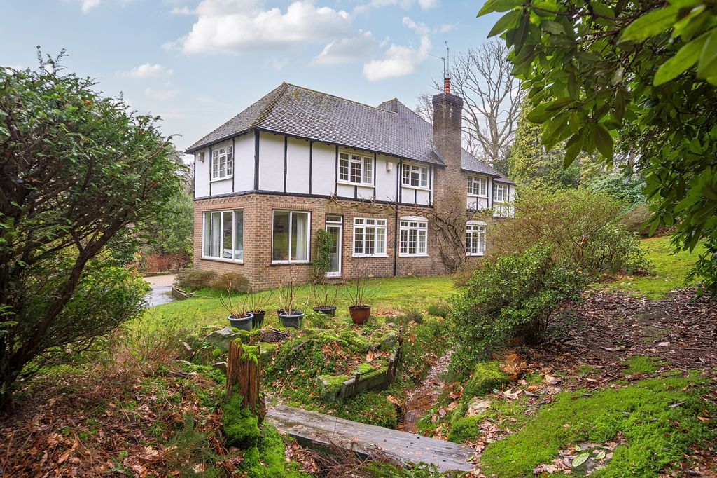 Property photo 1 of 38