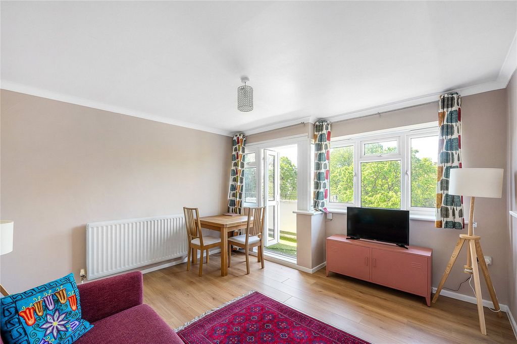 Property photo 2 of 11 Picture No. 07