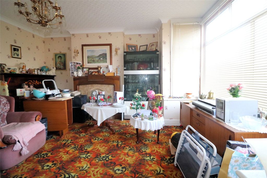 Property photo 3 of 12 Picture No. 17