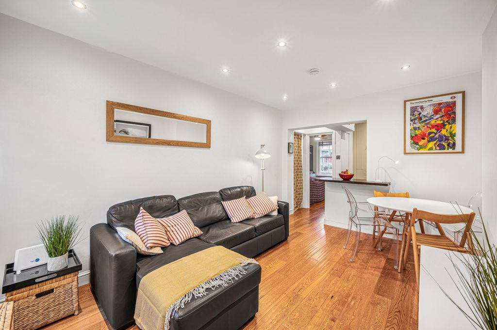 Property photo 2 of 15