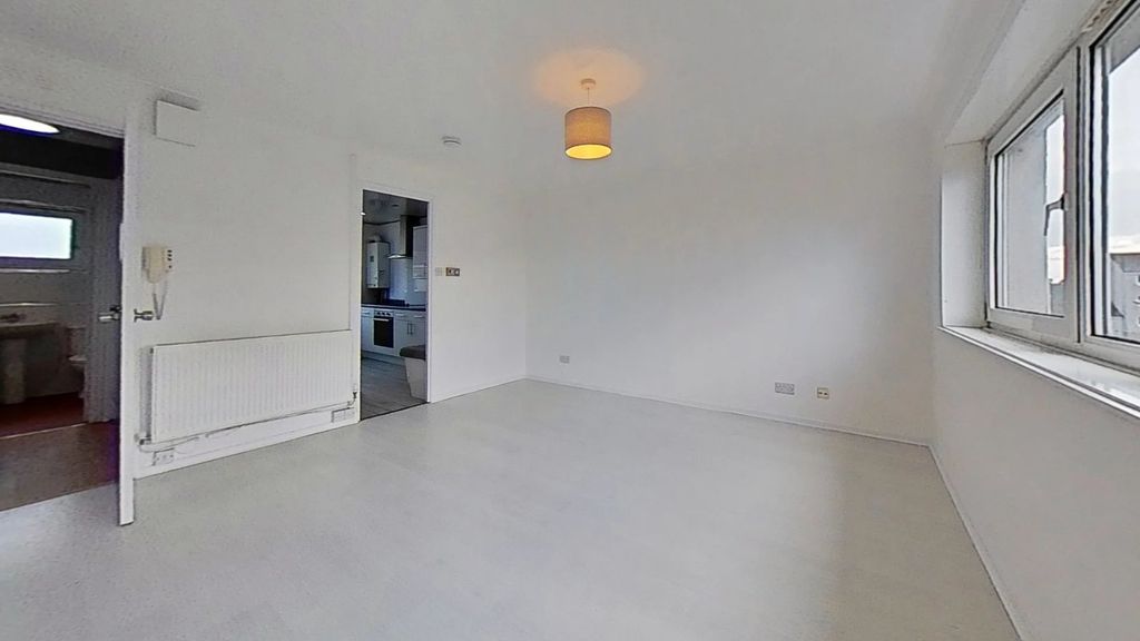 Property photo 3 of 15 Photo 3