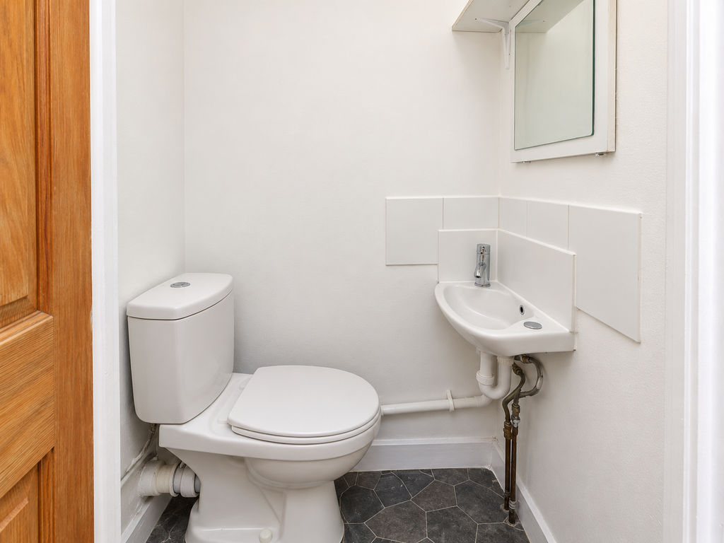 Property photo 3 of 4
