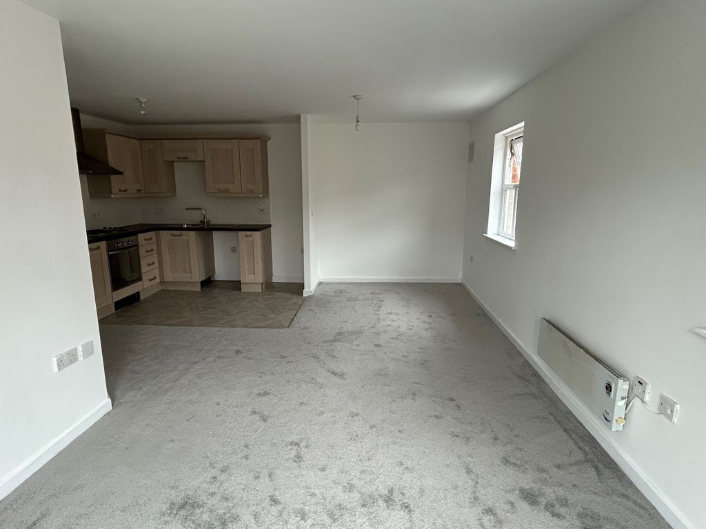 Property photo 3 of 15 Living-Dining
