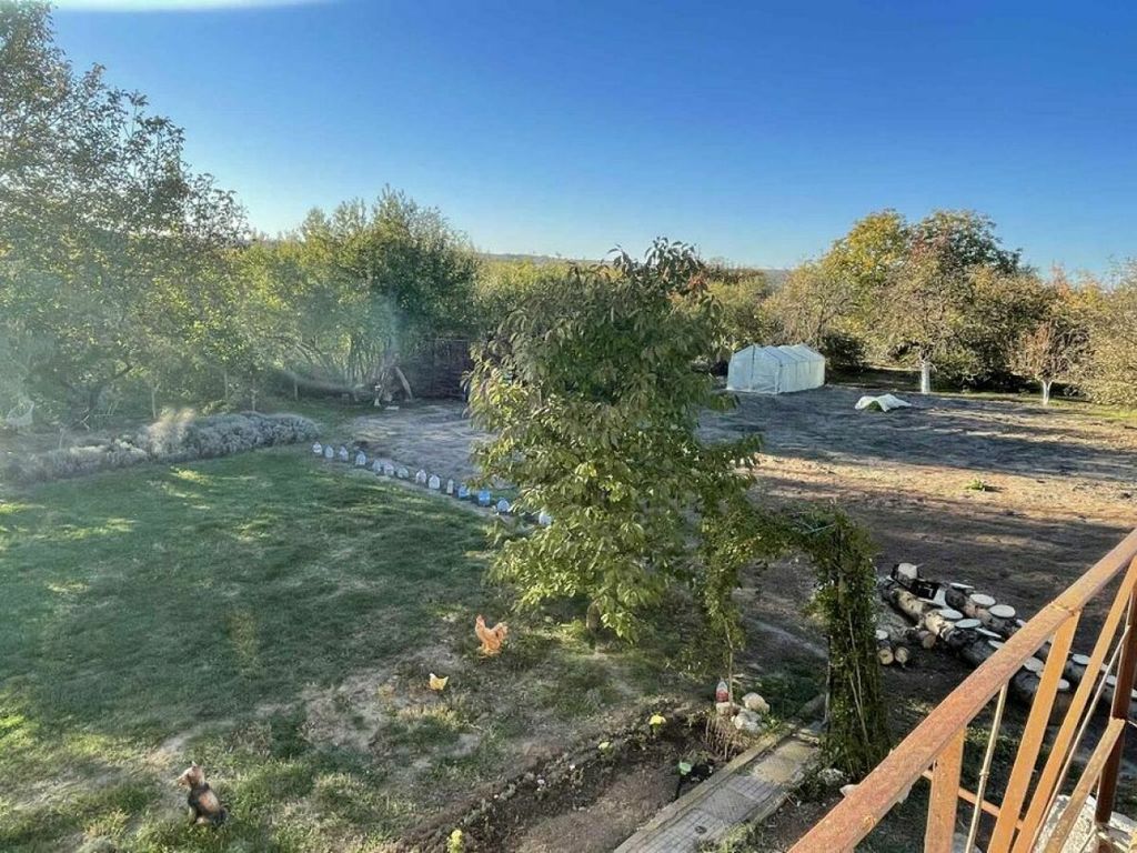 Property photo 3 of 5