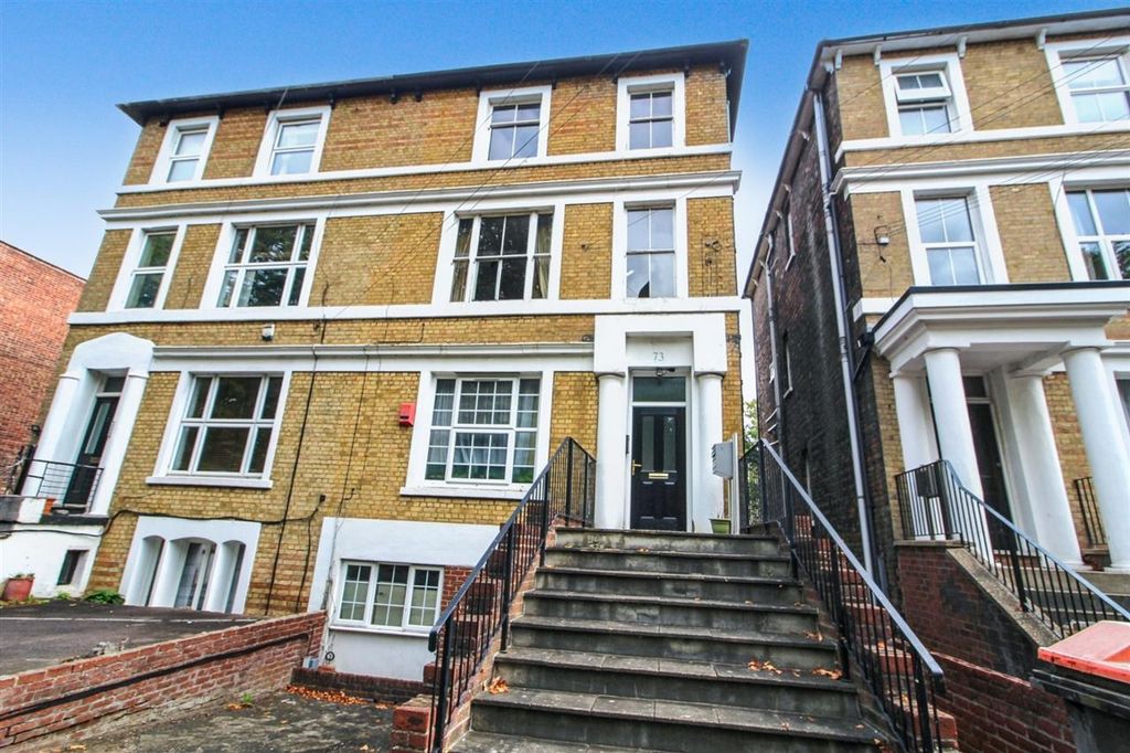 Property photo 1 of 9 Main Picture