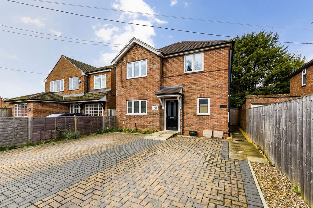 Property photo 1 of 9