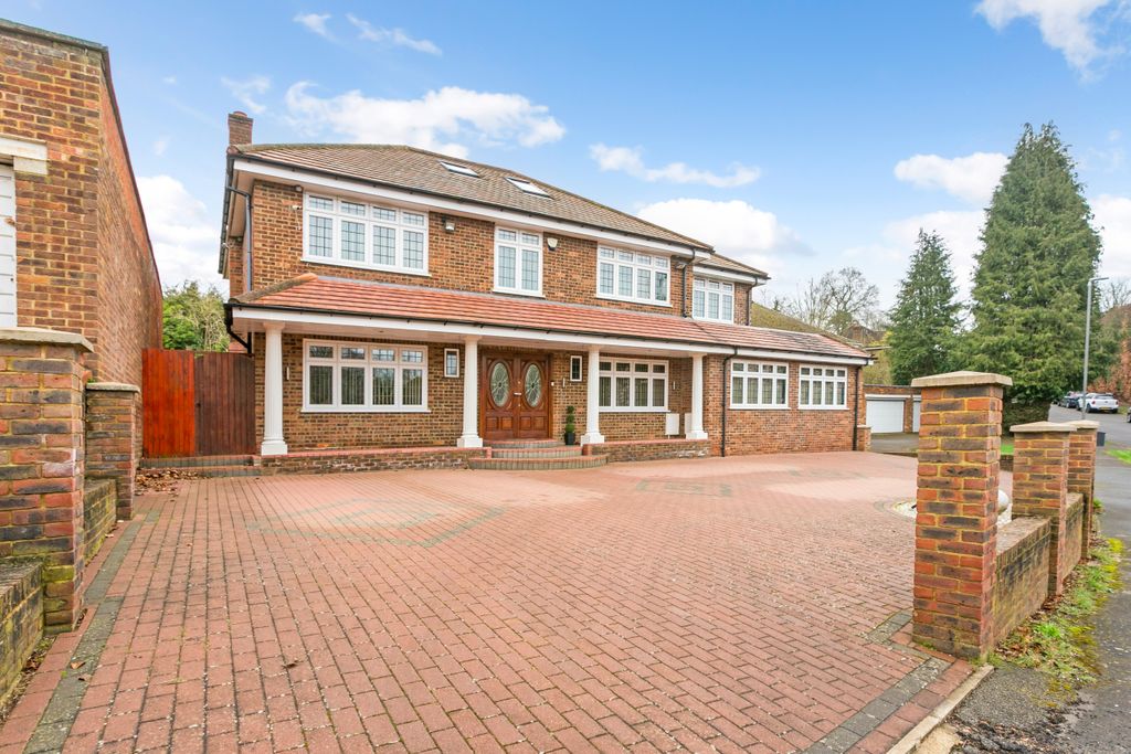 Property photo 1 of 18 Front Elevation