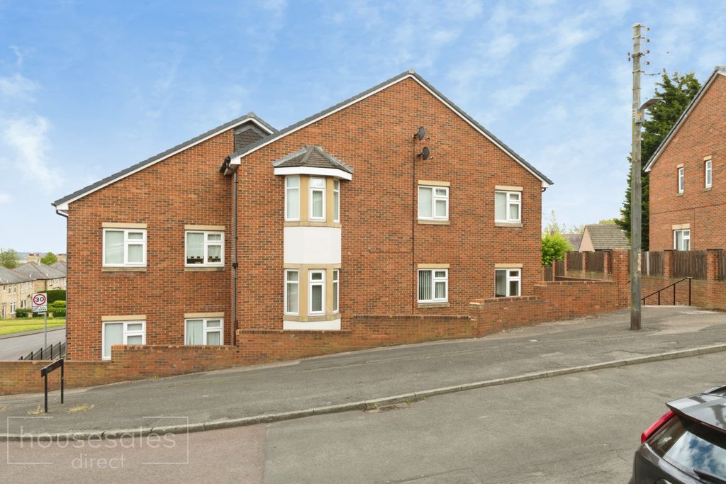 Property photo 1 of 8