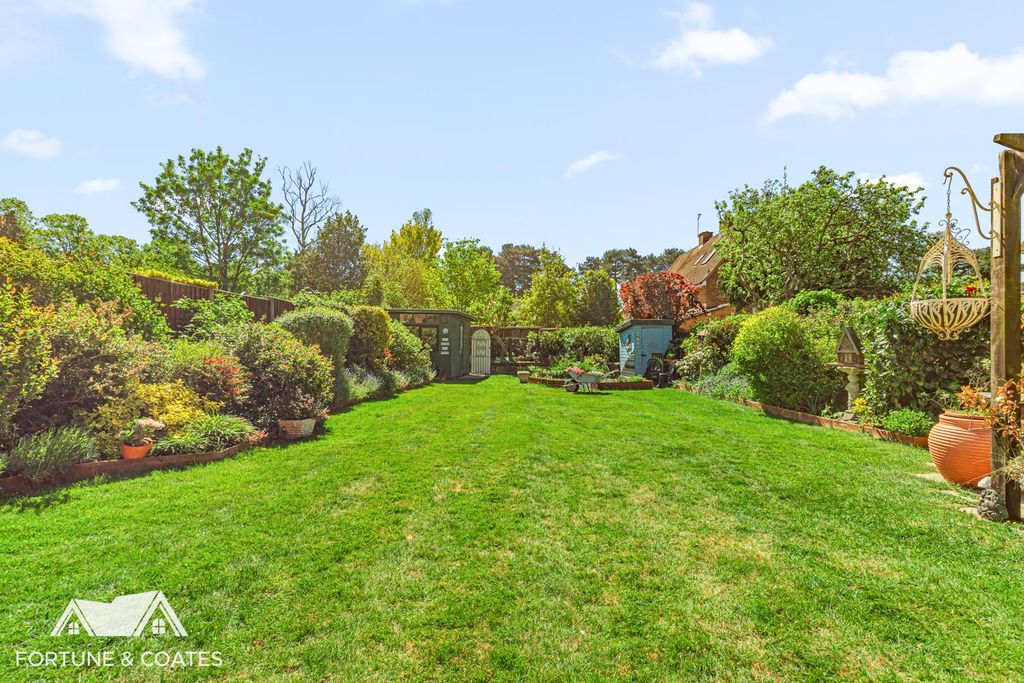 Property photo 2 of 32 Upperpark_38.Jpg