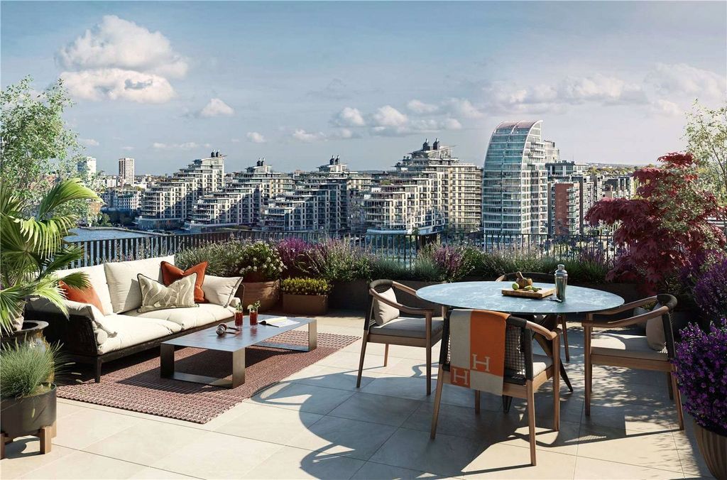 Property photo 2 of 5 Terrace