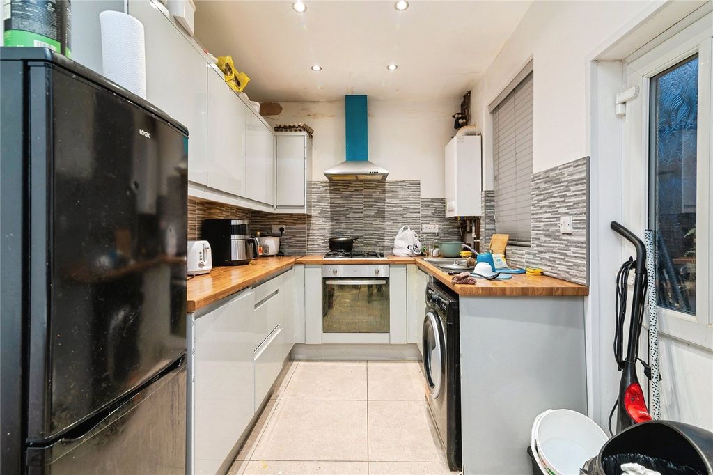 Property photo 2 of 10 Picture No. 20