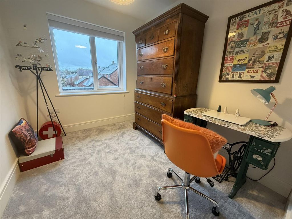 Additional image 29 of 5 bed property for saleButtercup Drive, Daventry NN11