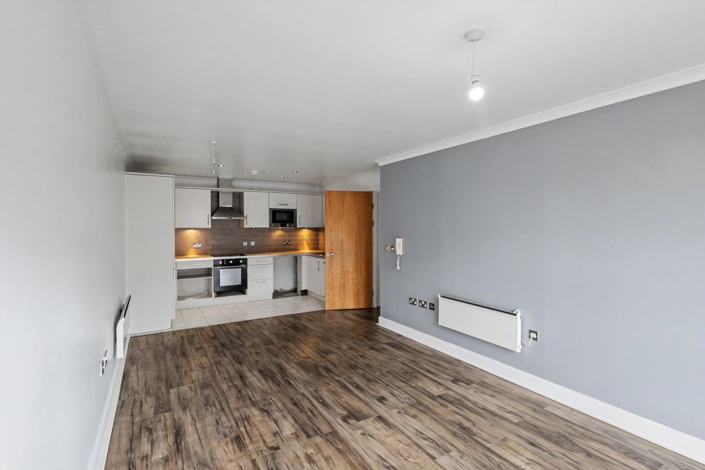 Property photo 3 of 15 Apartment 7, Thornlea Court, 12 Thornhill Park, Sunderland, Sr2 7Jz