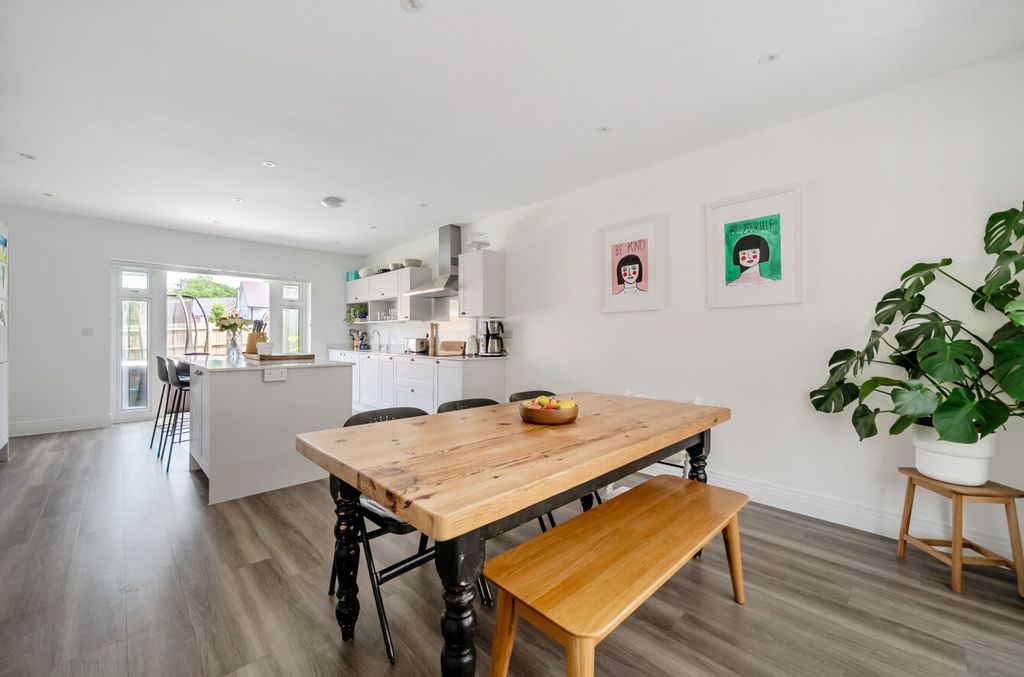 Property photo 3 of 34 1487171-36-6A4F99...