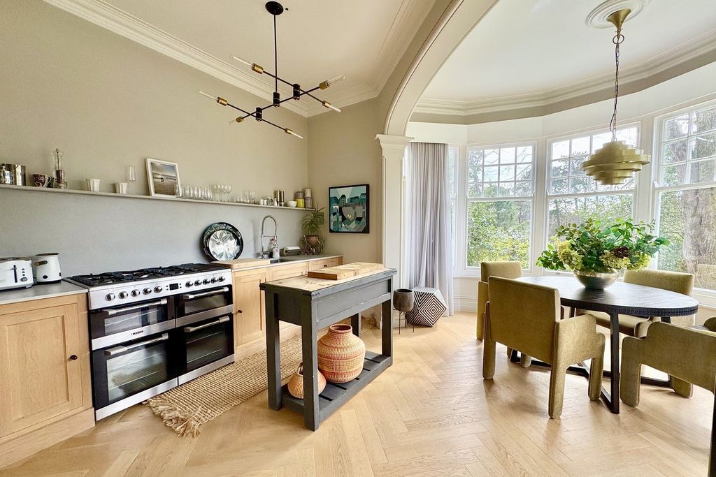 Additional image 11 of 2 bed flat for saleMckinley Road, Alum Chine, Bournemouth BH4