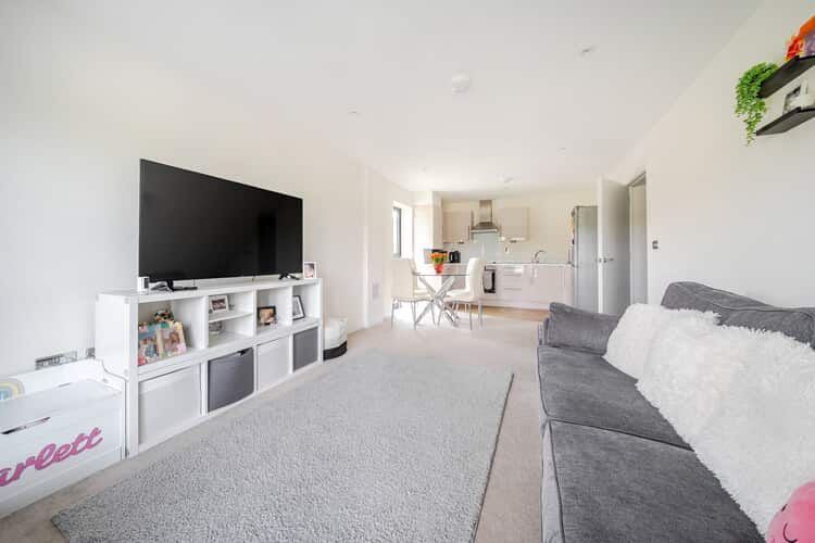 Property photo 1 of 18