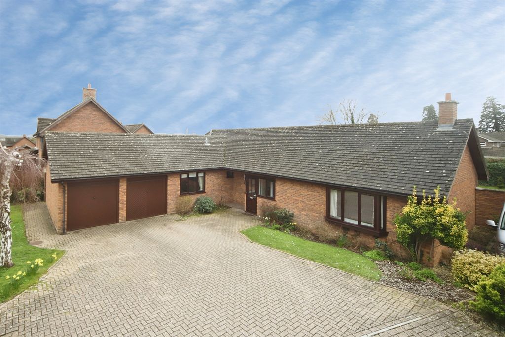 Property photo 1 of 23