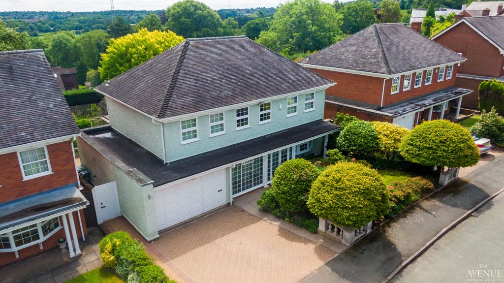 Property photo 1 of 30 4261084