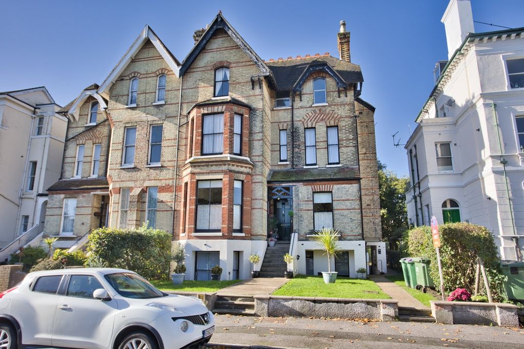 Property photo 1 of 28 Picture No. 35