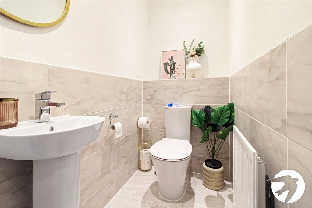 Property photo 3 of 9 Picture No. 08