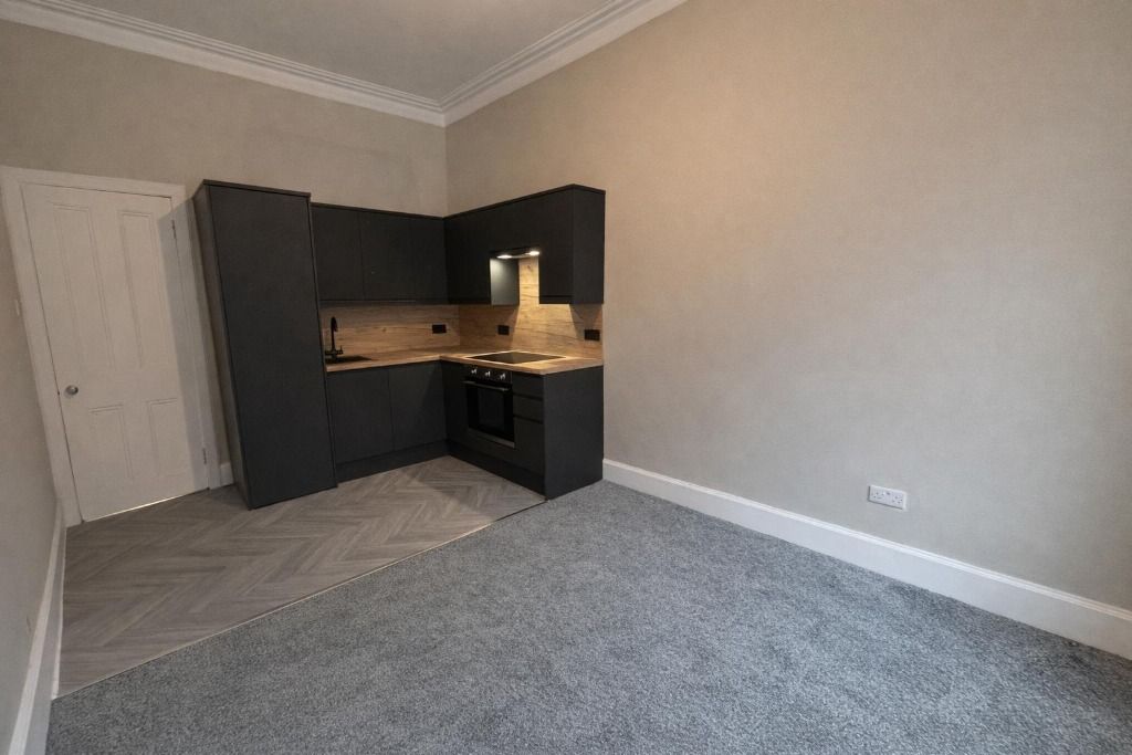 Property photo 2 of 10 Photo 2