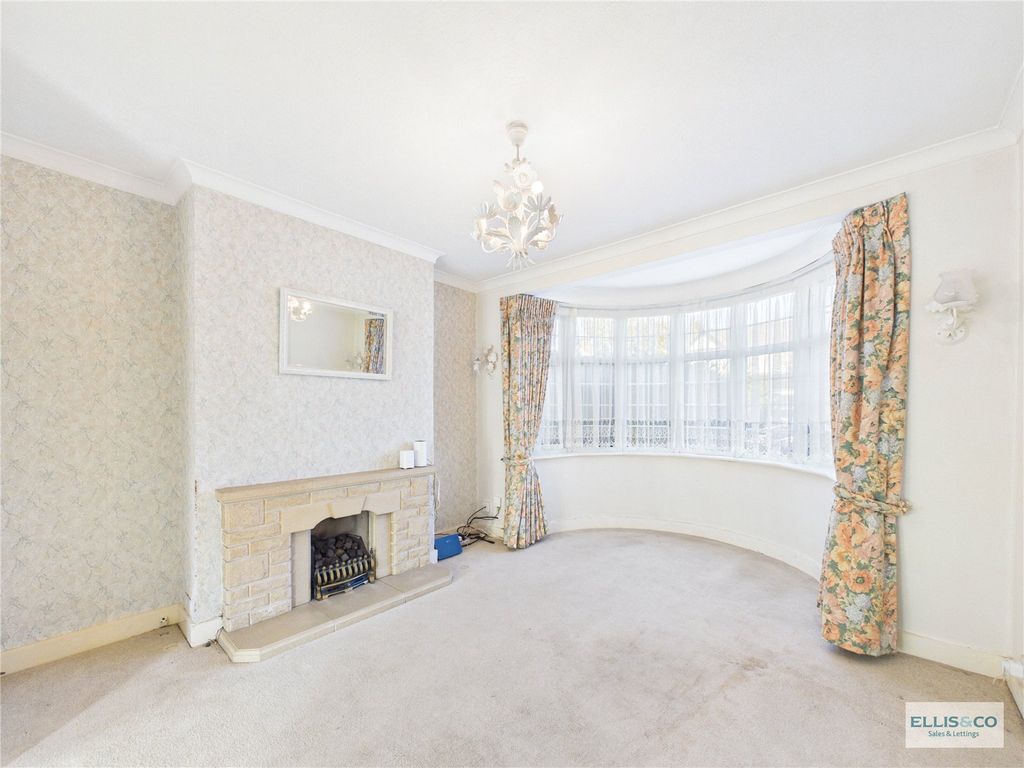 Property photo 2 of 29 Picture No. 18