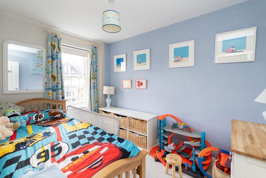 Additional image 13 of 5 bed semi-detached house for saleLonsdale Road, Dorking RH4