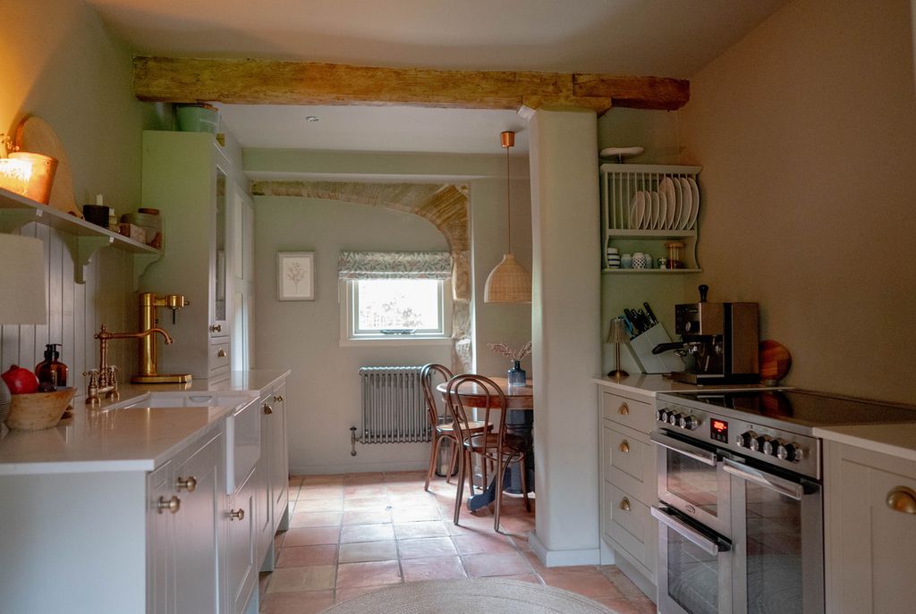 Property photo 3 of 21