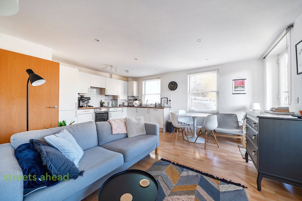 Property photo 1 of 12 Picture No. 03