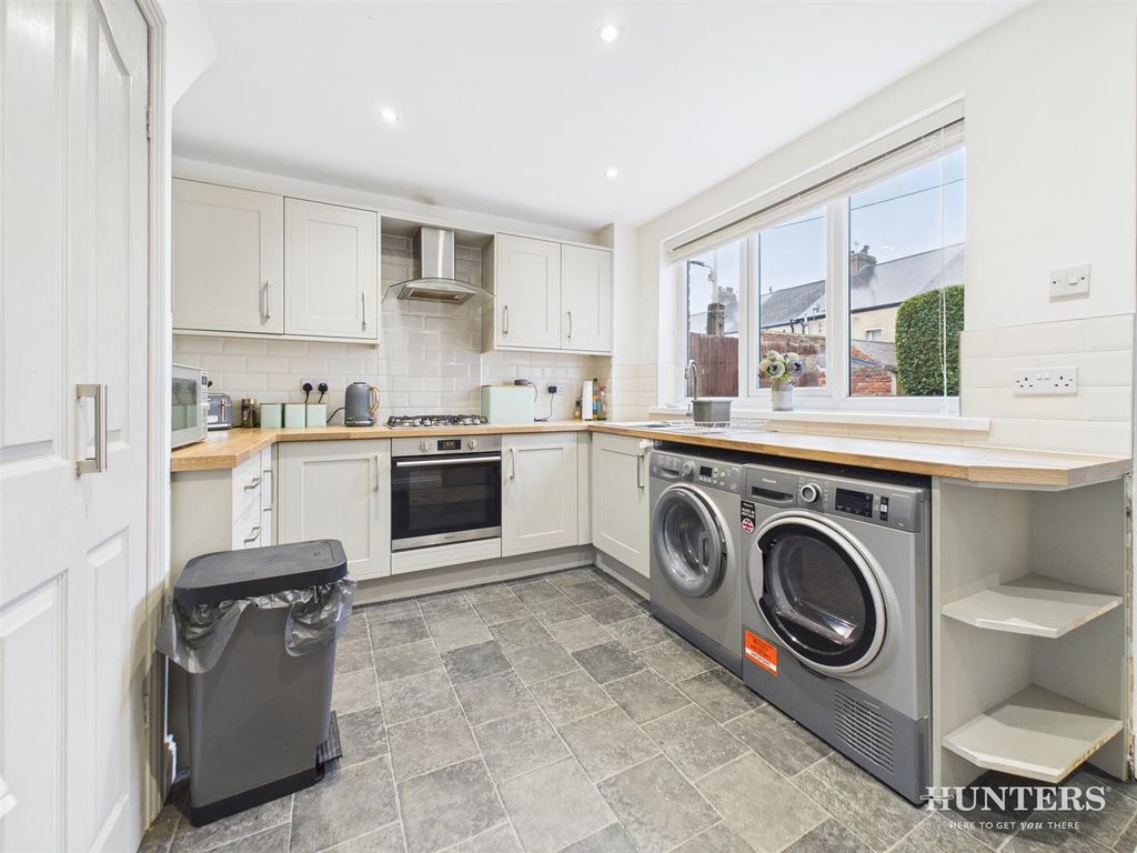 Property photo 2 of 18 Cam03792G0-Pr0339-Still004.Jpg