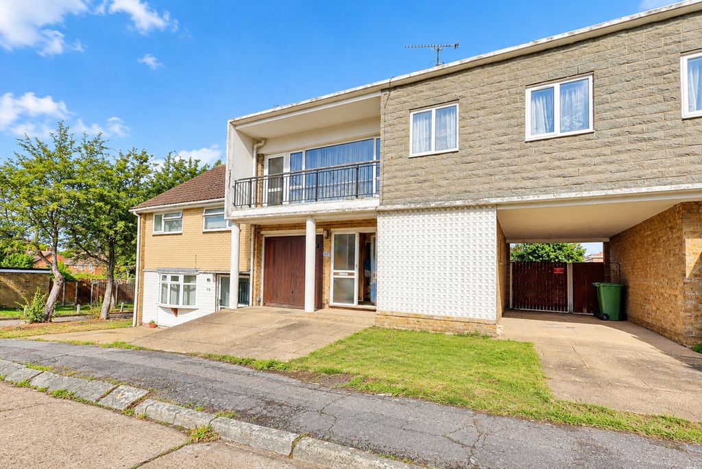 Property photo 2 of 13