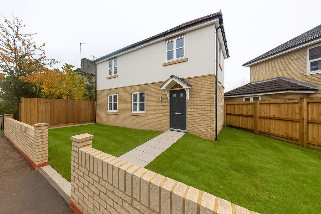 Property photo 1 of 9 Correct Front Staged.Png