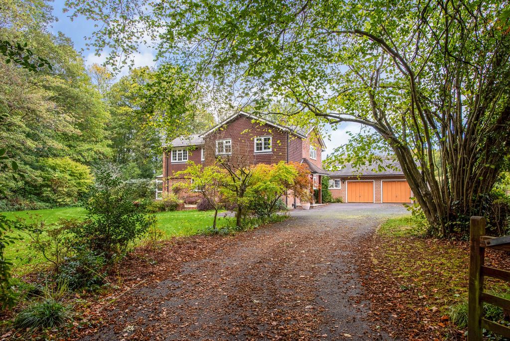 Property photo 1 of 20