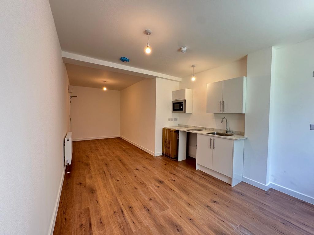 Property photo 1 of 4
