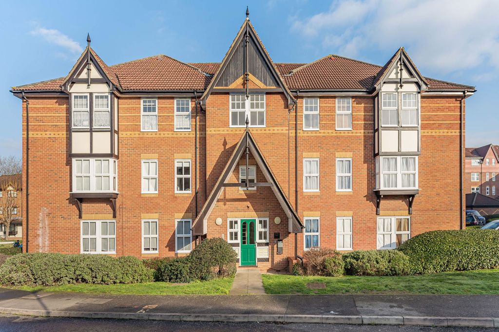 Property photo 2 of 13