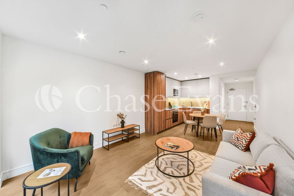 Property photo 1 of 11 Living Area