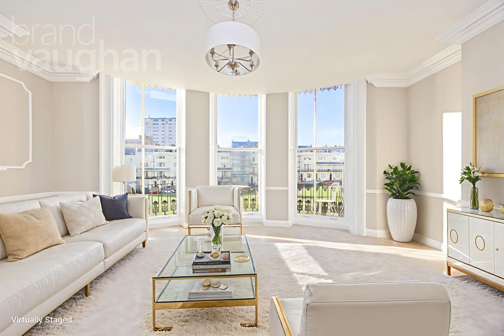 Property photo 3 of 17 Floorplan