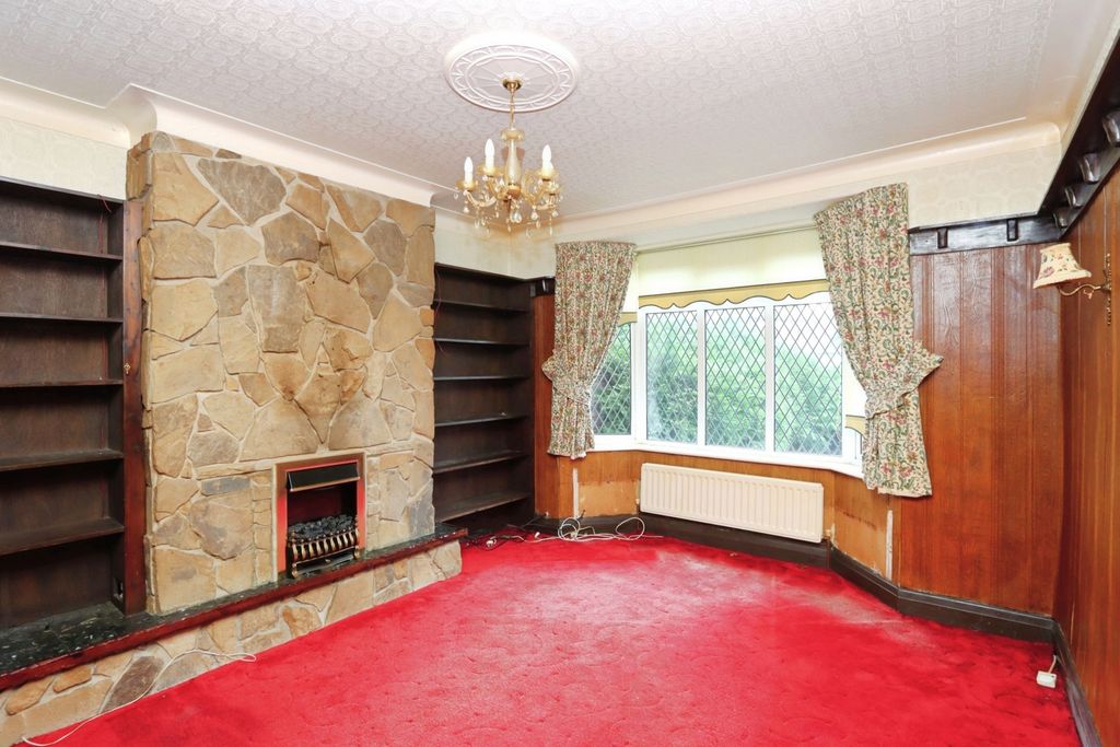 Property photo 3 of 17 Photo