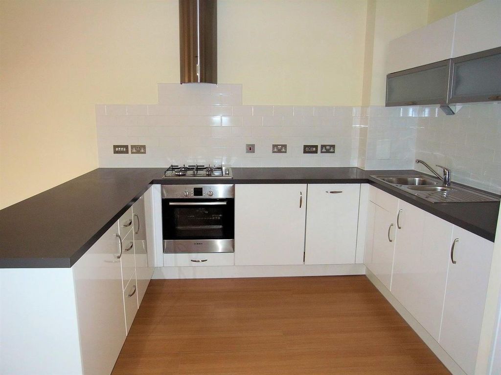 Property photo 2 of 4 Kitchen