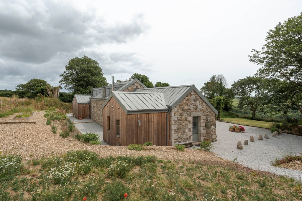 Property photo 1 of 37 223737 - Highertolvanrevision.Jpg
