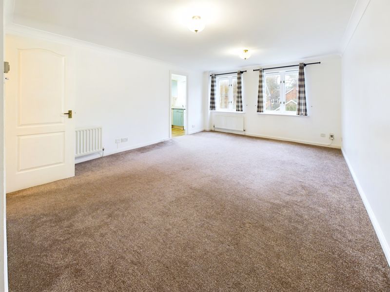 Property photo 3 of 13 Living Room