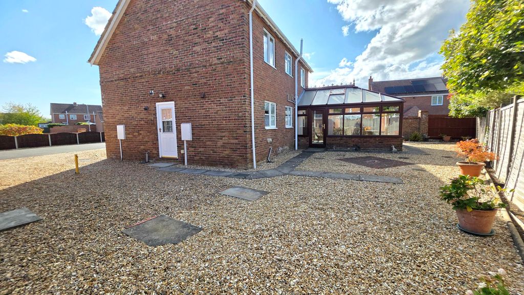 Property photo 3 of 22