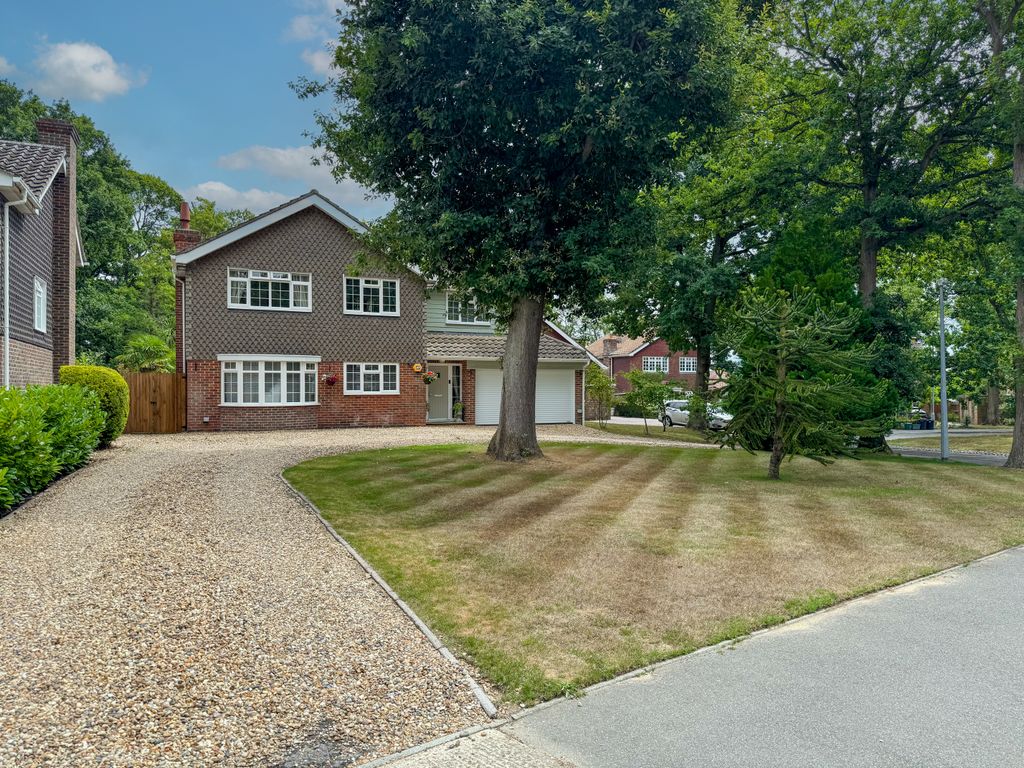 Property photo 1 of 53 Img_4231