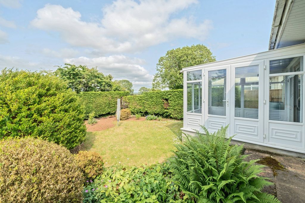 Property photo 3 of 20 Picture No. 13