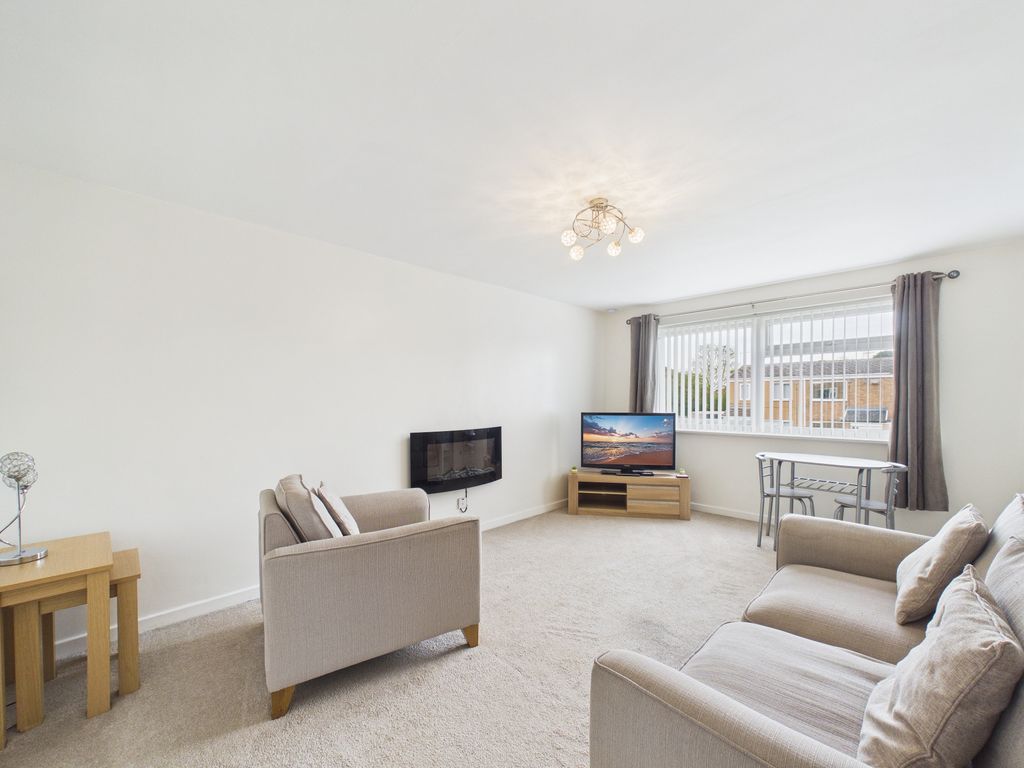 Property photo 3 of 9